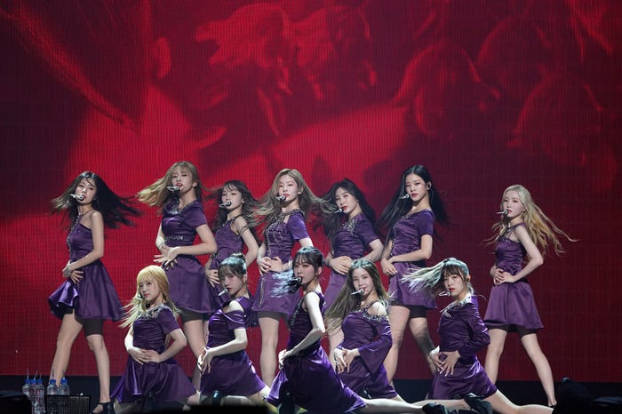 IZ*ONE(C)OFF THE RECORD