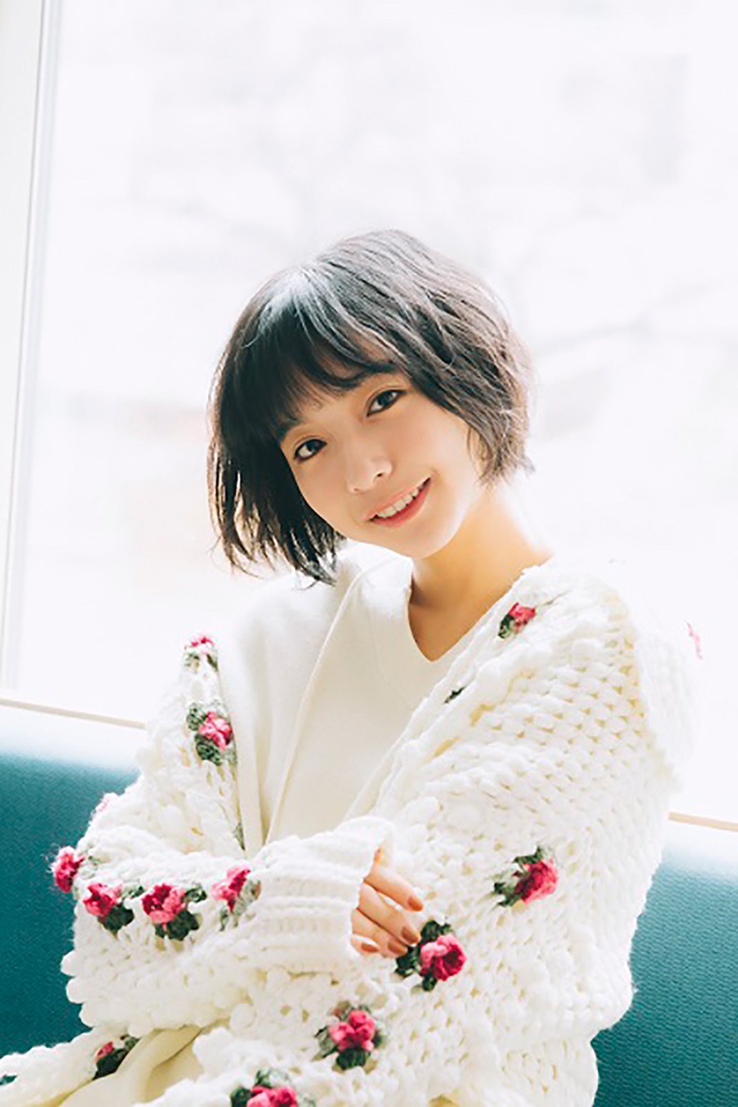 山之内すず／「山之内すずスタイルブック すずのこと。」（画像提供：宝島社）