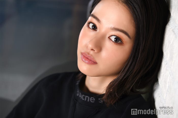 山本舞香(C)モデルプレス