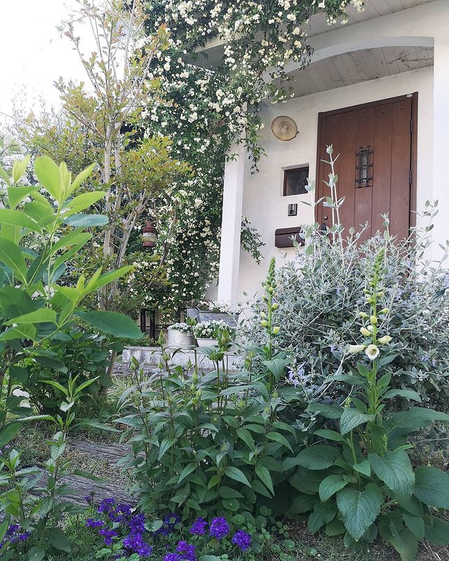 草花をもっと愛せる素敵な庭作りのコツをご紹介 難しくないおしゃれに見せる方法 モデルプレス