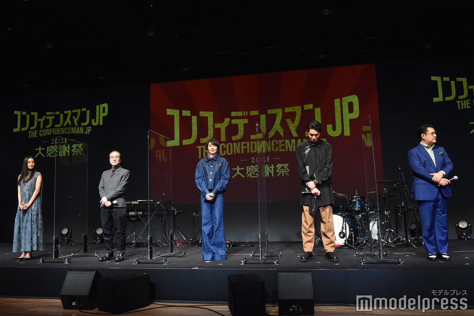 織田梨沙、小日向文世、長澤まさみ、東出昌大、小手伸也（C）モデルプレス