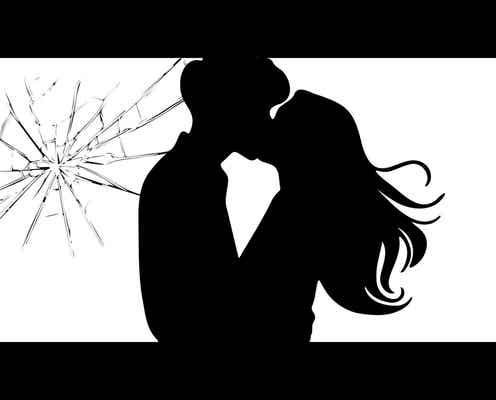 本命じゃないサインかも。男が遊び相手にだけする”キスのタイミング”