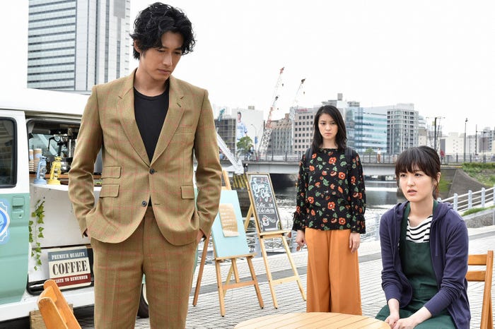 ディーン・フジオカ、武井咲、大後寿々花/「今からあなたを脅迫します」第2話より(画像提供:日本テレビ)