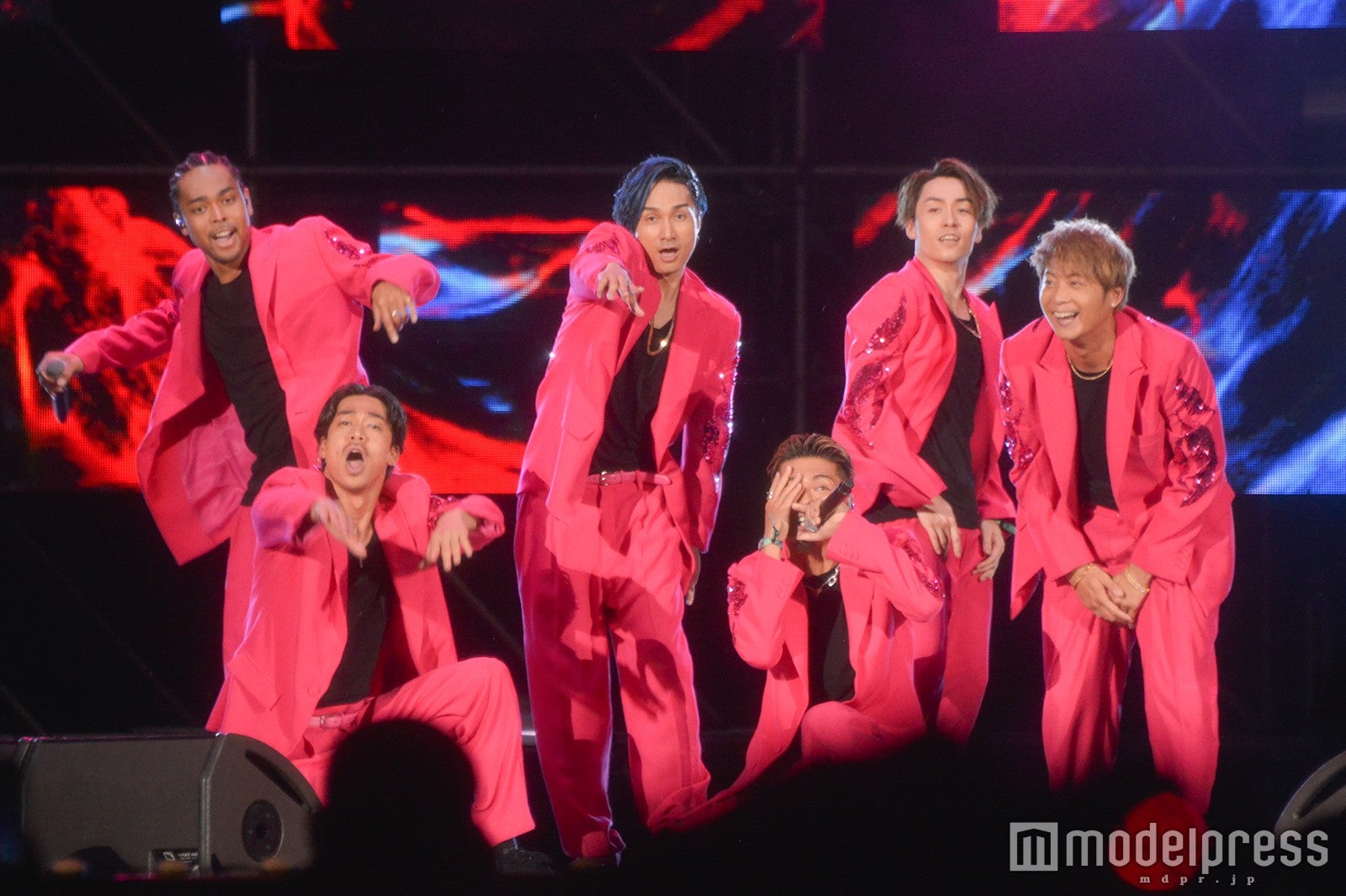 EXILE THE SECOND、初海外ライブで大トリ！イベント一時中断も…観客惹きつける迫力パフォーマンス＜タイ・バンコク現地取材＞