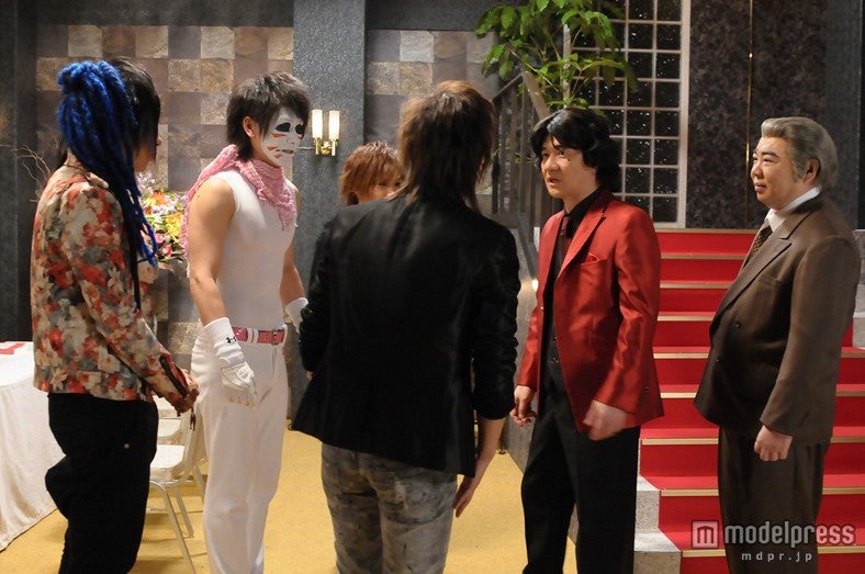 コントに初挑戦するゴールデンボンバー