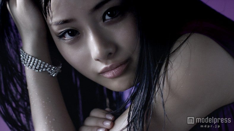 石原さとみ／CM「開演」編