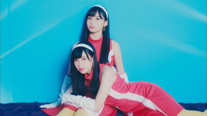 fairy w!nk「天使はどこにいる?」(C)AKS/キングレコードド