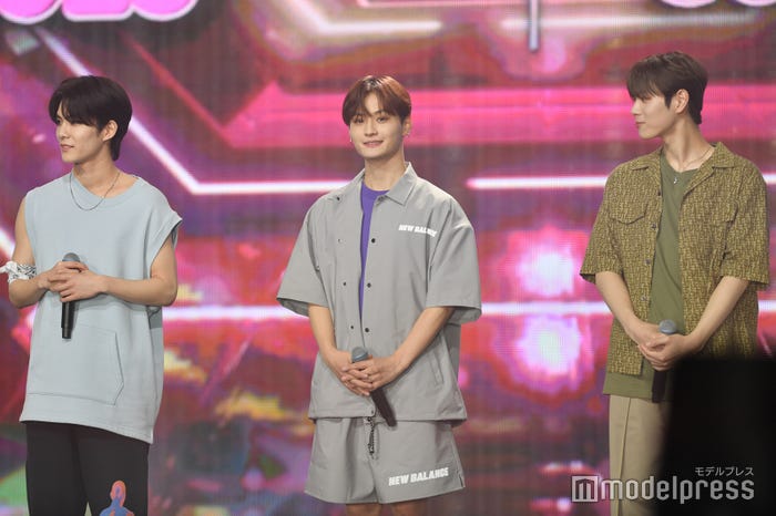 DXTEEN(左から)谷口太一、寺尾香信、福田歩汰(C)モデルプレス