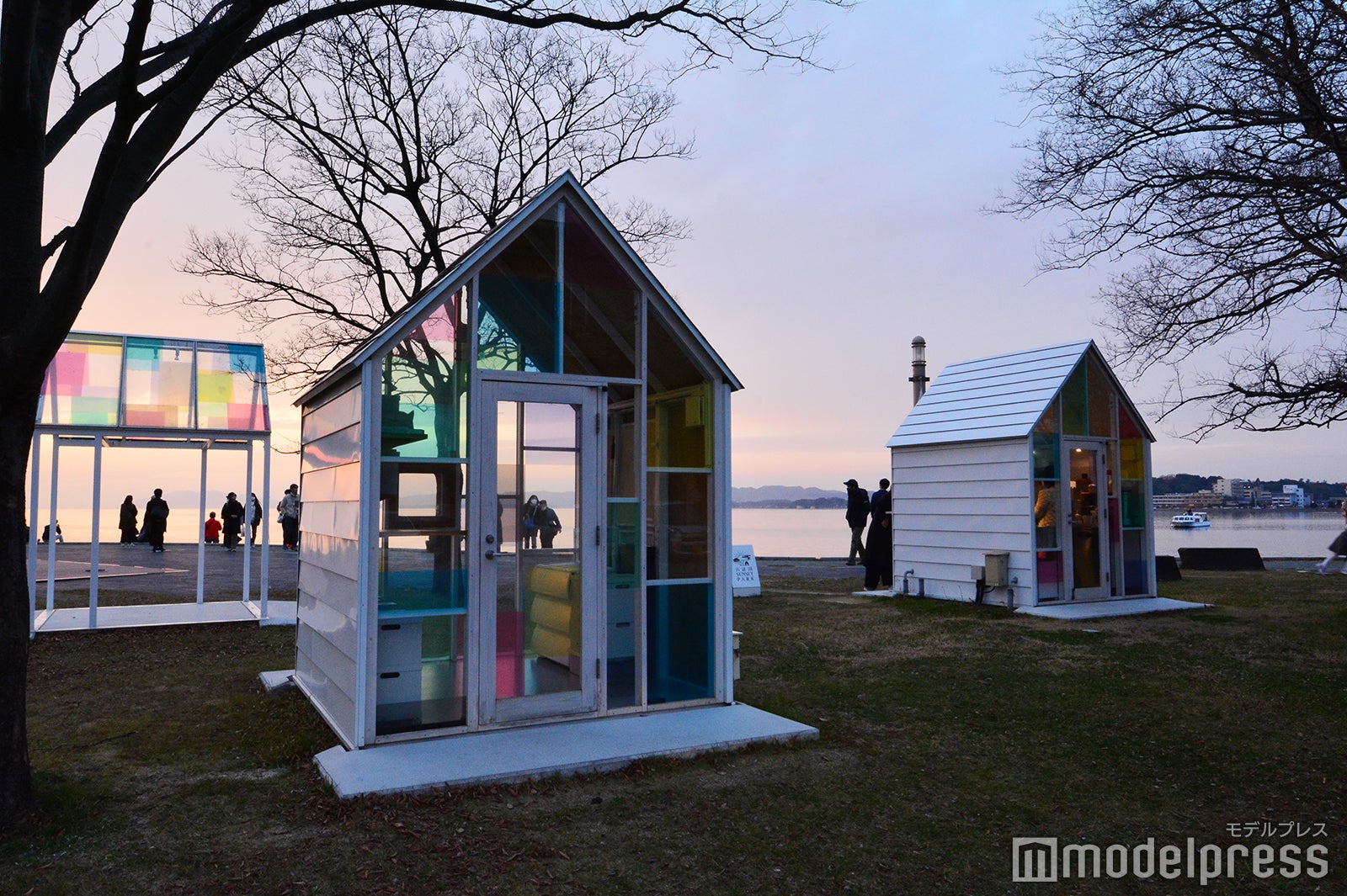 （C）モデルプレス