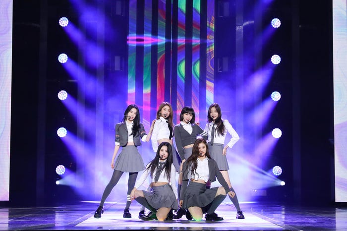 LE SSERAFIM(C) SOURCE MUSIC