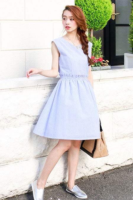 ウエストラッピングフレンチスリーブワンピース「salus」3,490円（税込）