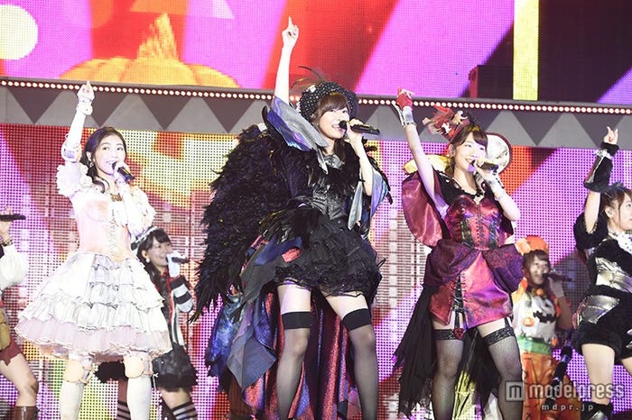 「AKB48真夏の単独コンサート in さいたまスーパーアリーナ~川栄さんのことが好きでした~」の初日公演の様子(C)AKS