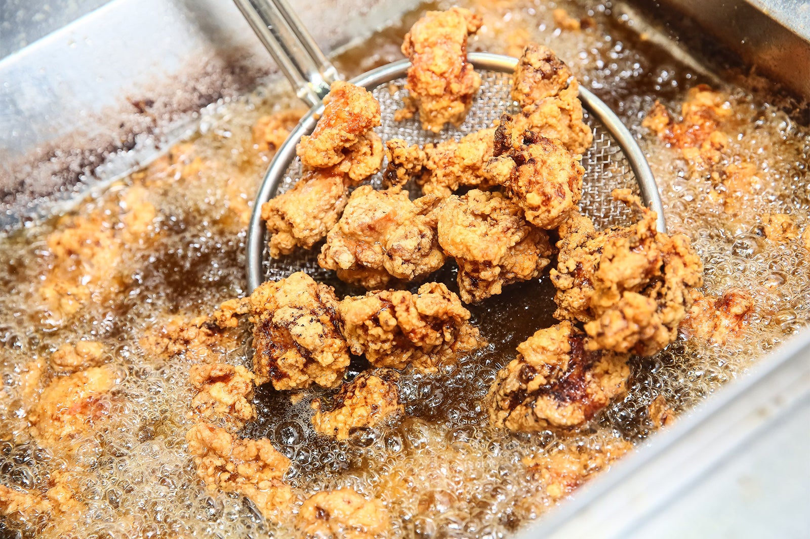 ビールによく合うフードも充実／画像提供：さいたまアリーナ