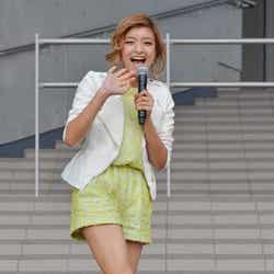 ローラ