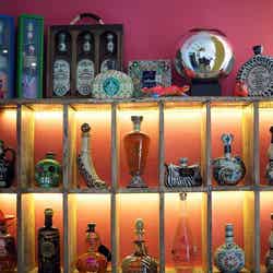 テキーラはボトルが様々な形をしていて非常にファッション性が高い／画像提供：合同会社AGAVERIA