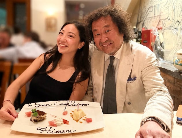 葉加瀬太郎、27歳美人娘の誕生日を祝福「自慢のお嬢さんですね」「仲良し父娘」
