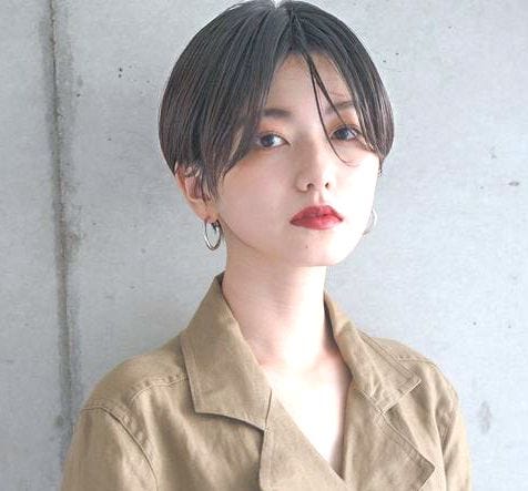 面長さんにも似合うベリーショートって 大人女性にぴったりの髪型をご紹介 モデルプレス 面長さんにも似合うベリーショートって 大人女性にぴったりの髪型をご紹介 モデルプレス