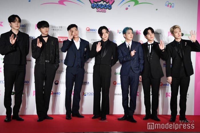 ATEEZ(C)モデルプレス