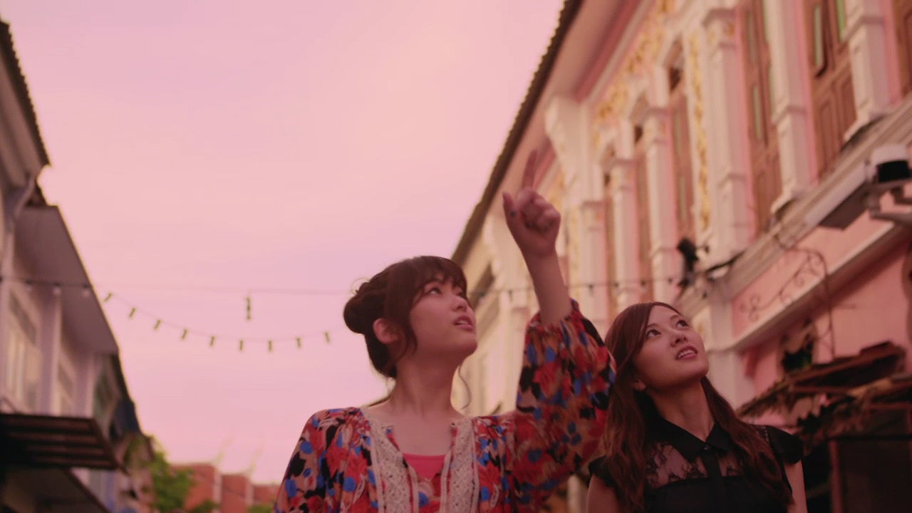 松村沙友理、白石麻衣／プーケット（提供画像）