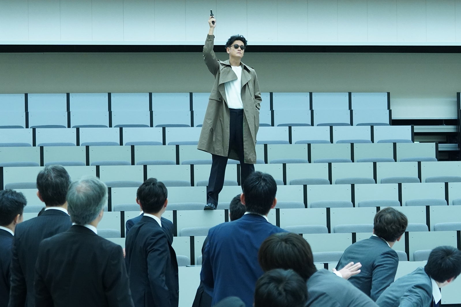 「ニッポンノワール―刑事Yの反乱―」第1話より（C）日本テレビ