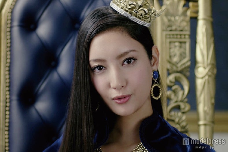 “女王”菜々緒、容赦なく罵る「スカッとしました」