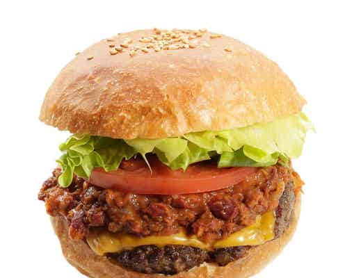 原宿にバーガーショップ「ジューザバーガー」いちごの果肉感溢れるシェイク&手作りグルメバーガー