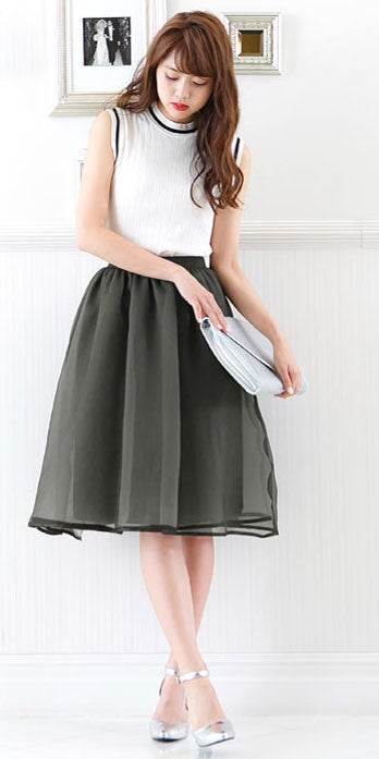 オーガンジーフレアスカート「神戸レタス」2490円（税込）／画像提供：神戸レタス