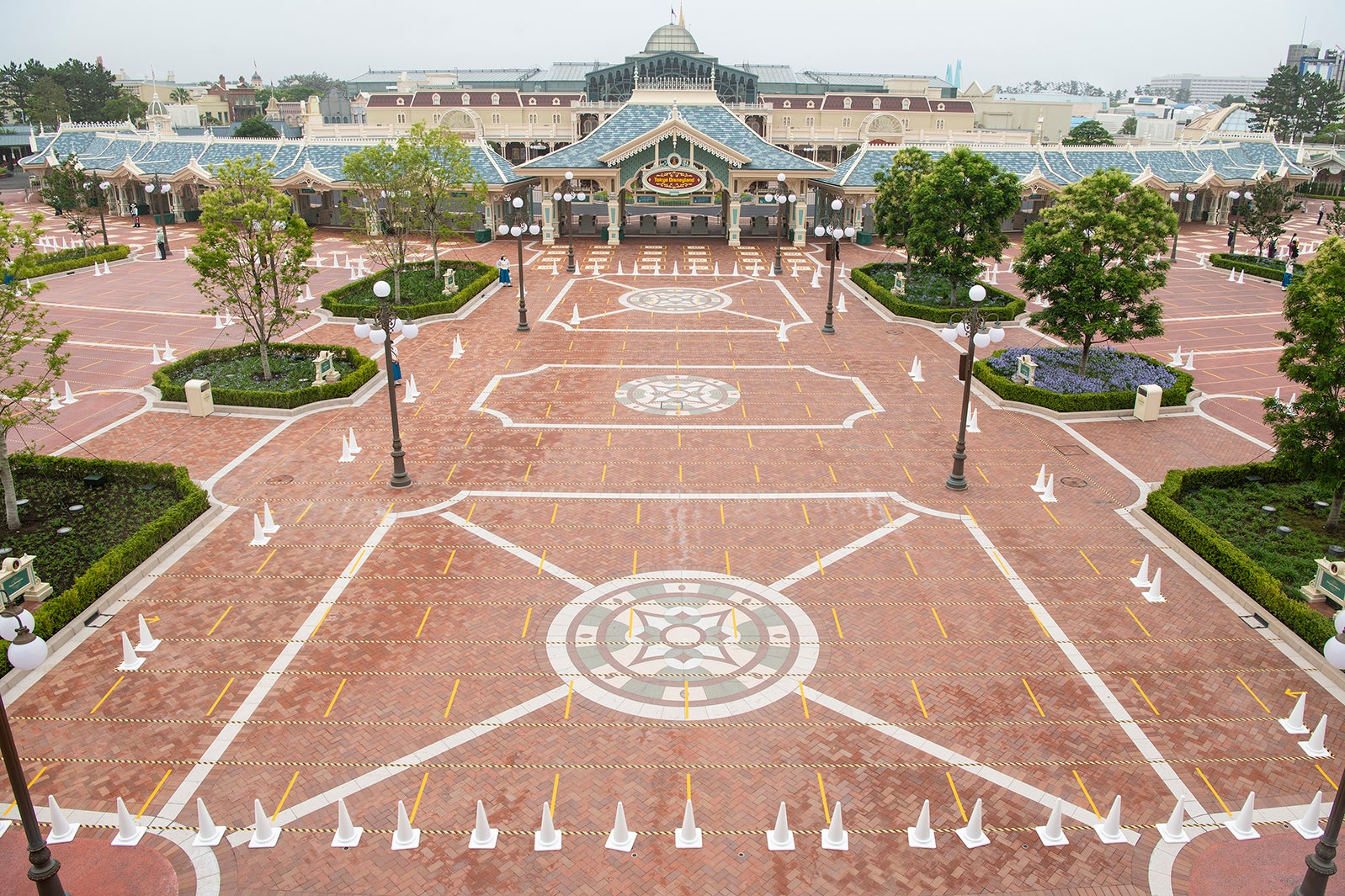 エントランスの様子（C）Disney