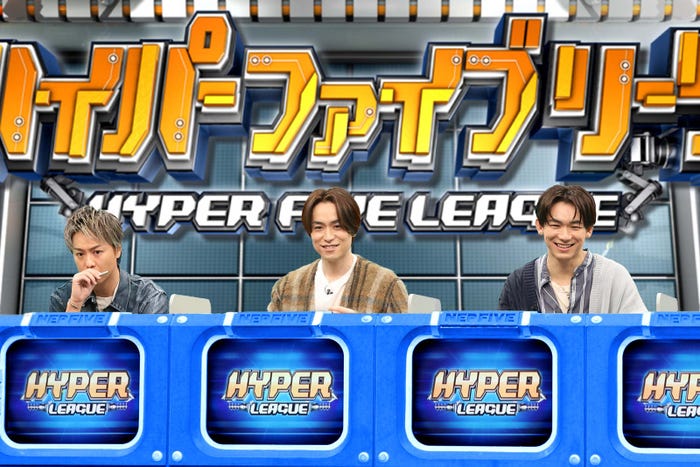 (左から)TAKAHIRO、TETSUYA、NAOTO (C)フジテレビ