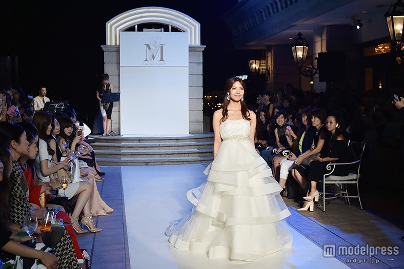 ウェディングドレスショーの様子