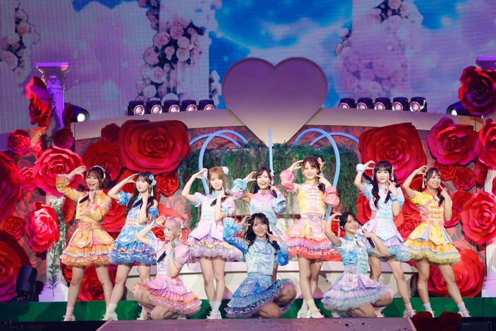 =LOVE(提供写真)