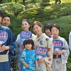 「スターマン・この星の恋」制作発表会に出席した(後列左から)KENCHI、小池栄子、有村架純(前列左から)福士蒼汰、子役・五十嵐陽向、広末涼子、吉行和子、脚本家の岡田惠和氏