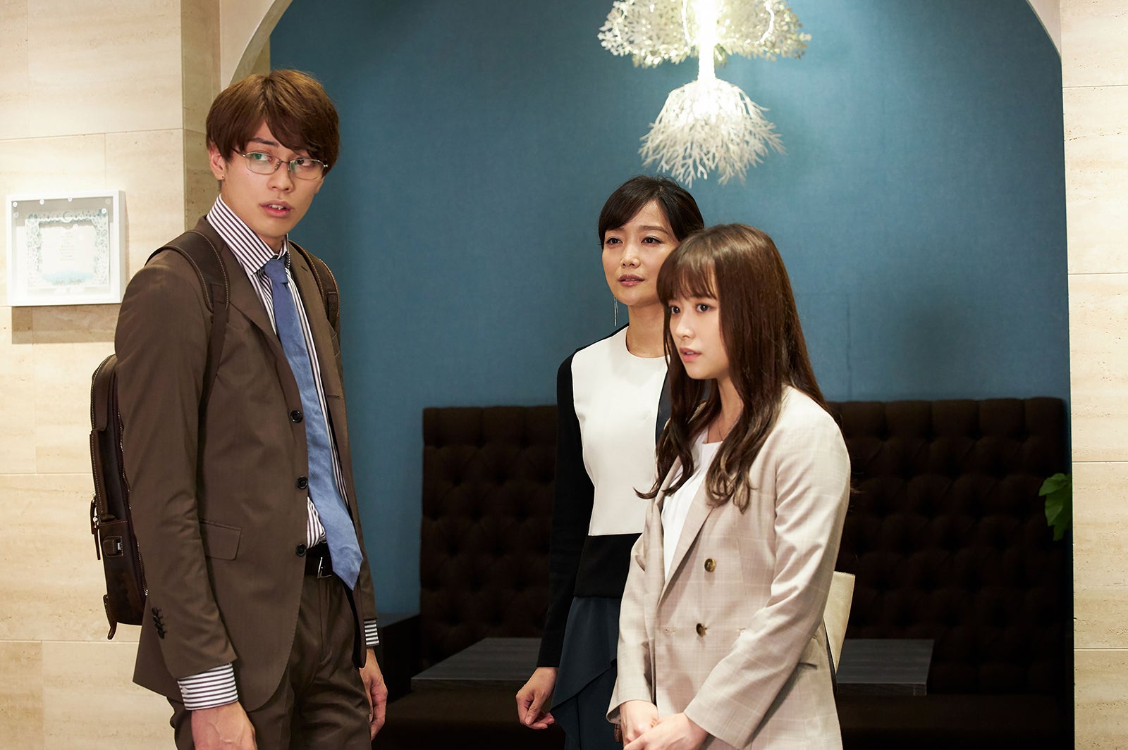 東啓介、佐藤江梨子、大原櫻子（C）円城寺マキ・小学館／「つまり好きって言いたいんだけど、」製作委員会