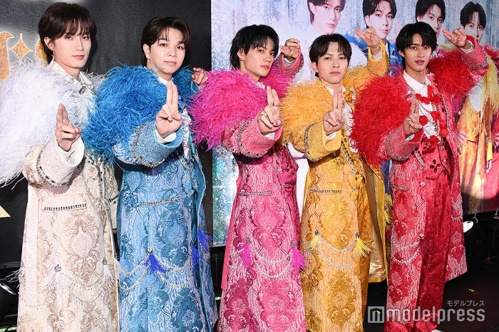 M!LK(左から)山中柔太朗、塩崎太智、佐野勇斗、吉田仁人、曽野舜太(C)モデルプレス