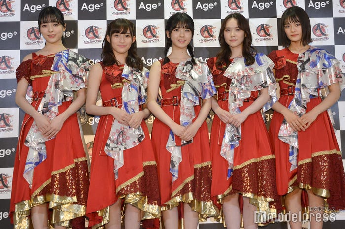 (左から)早川聖来、掛橋沙耶香、筒井あやめ、田村真佑、清宮レイ (C)モデルプレス