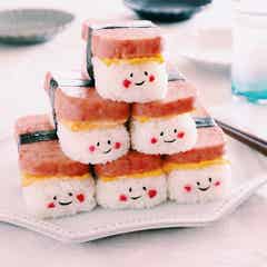 子どもが喜ぶおにぎりのお弁当作り方集 フタを開けるのが楽しみになるアイデア モデルプレス 子どもが喜ぶおにぎりのお弁当作り方集 フタを開けるのが楽しみになるアイデア モデルプレス