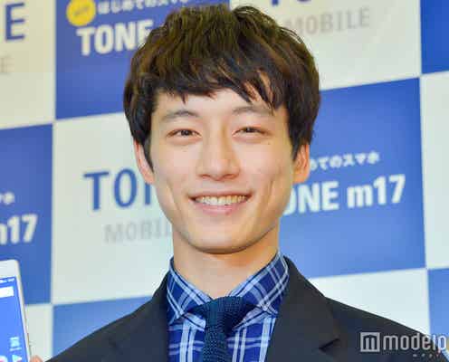 坂口健太郎が“空気を読まずにプロポーズ”「恥ずかしい」