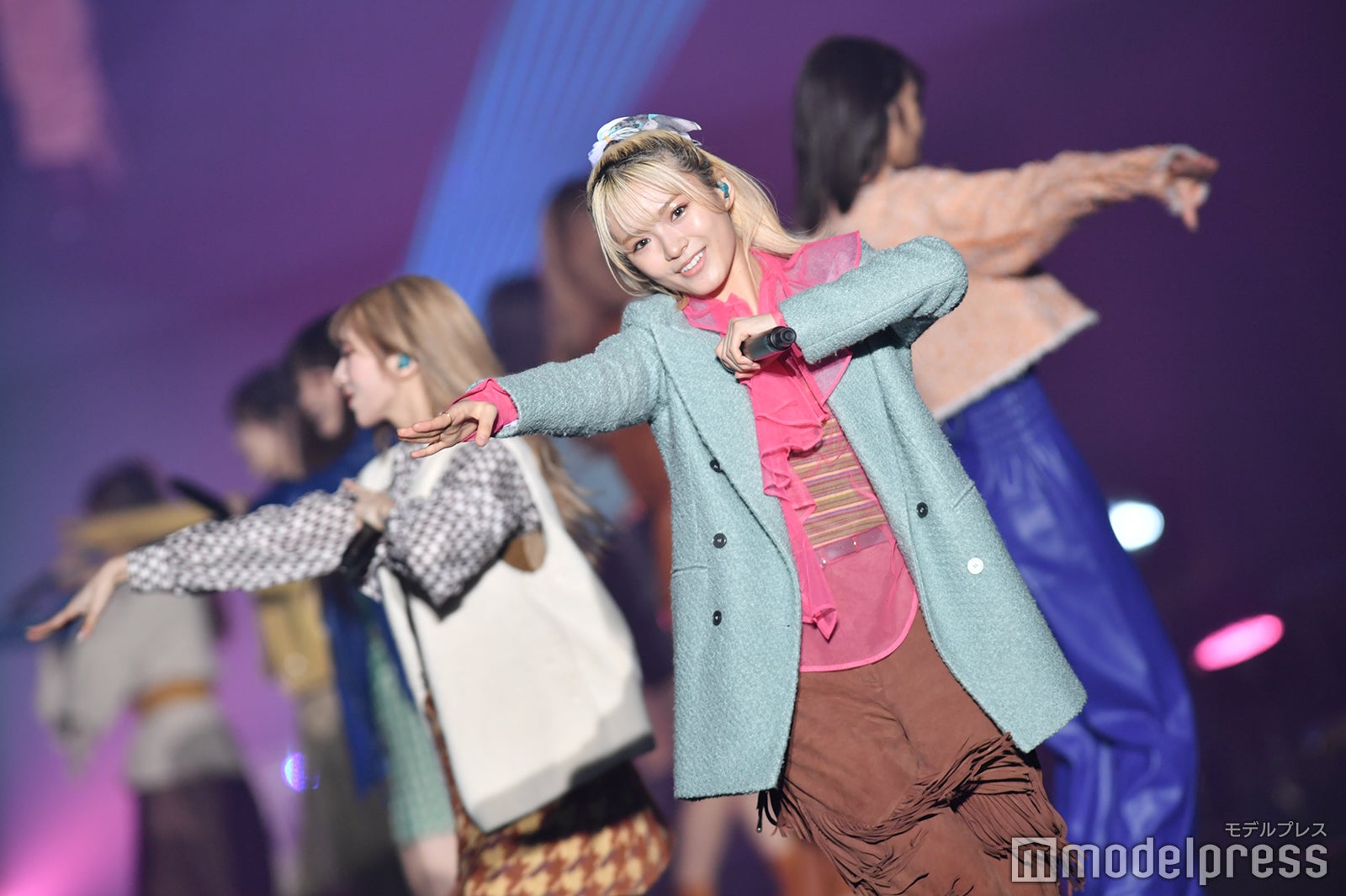 （C）モデルプレス