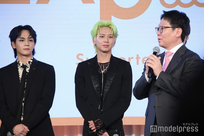 豆原一成、川尻蓮、崔信化氏(C)モデルプレス
