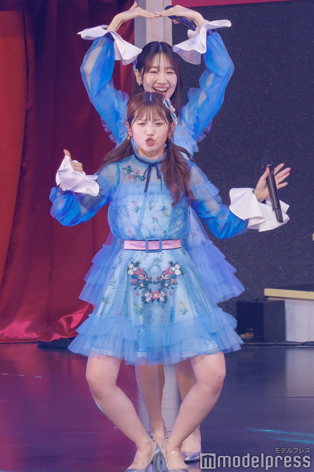 村山彩希、柏木由紀（C）モデルプレス