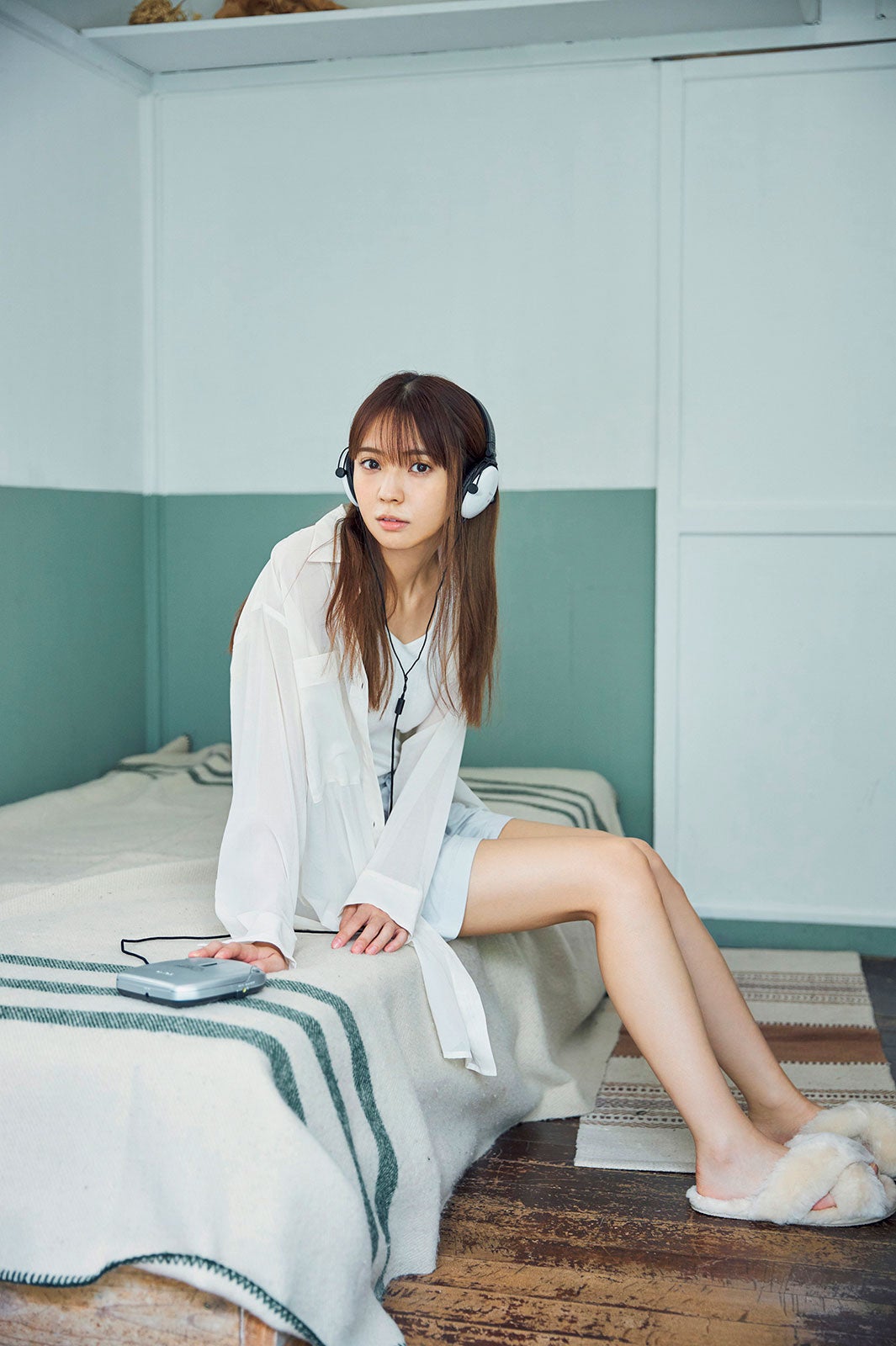 小林由依（C）藤城貴則、光文社