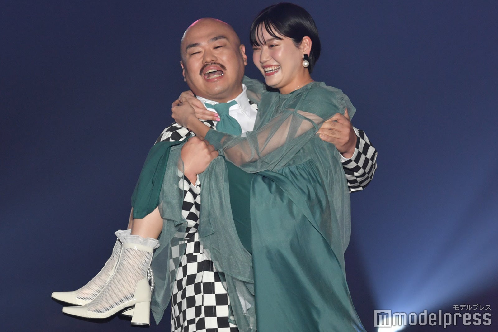 クロちゃん、リチ（C）モデルプレス