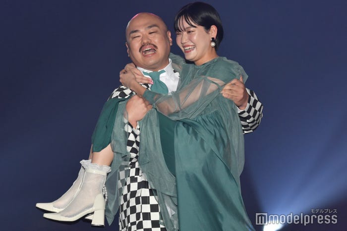 クロちゃん、リチ(C)モデルプレス