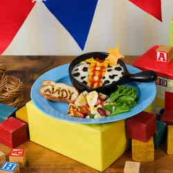 【ウッディ】保安官のトマトパスタ税込2,299円(C)Disney/Pixar