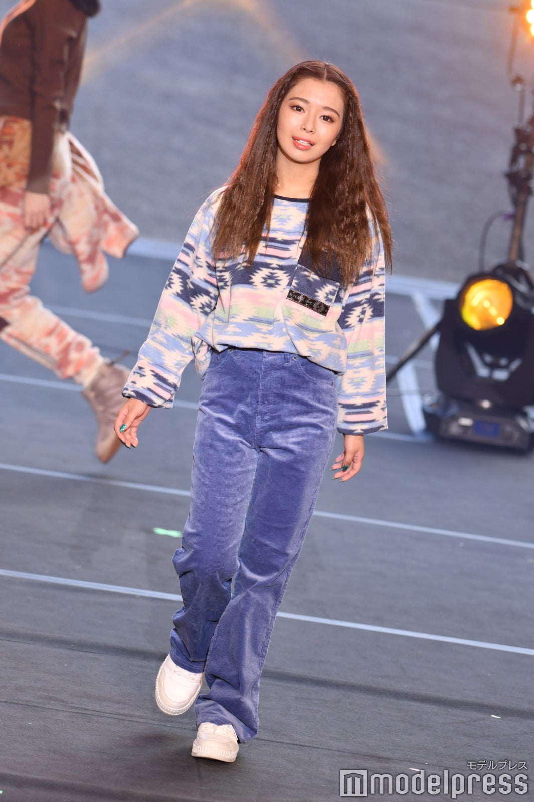 （C）モデルプレス