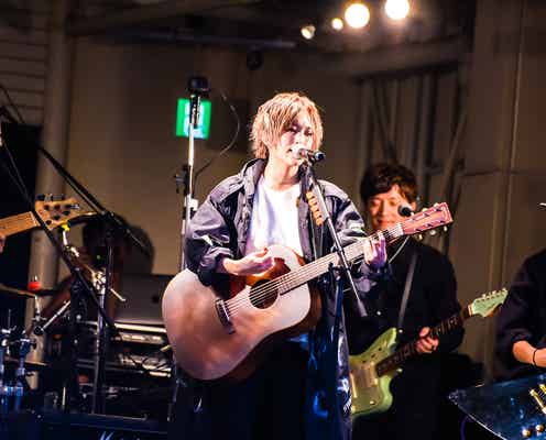 山本彩、フリーライブに3000人集結 アメリカ村がパニック