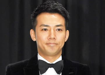 ピース綾部の近況 渡米から10年目 大悟「牧場で牛の出産を手伝ってる」ノブ「早口でごまかしてた」渡辺直美「何してるか分かんない」