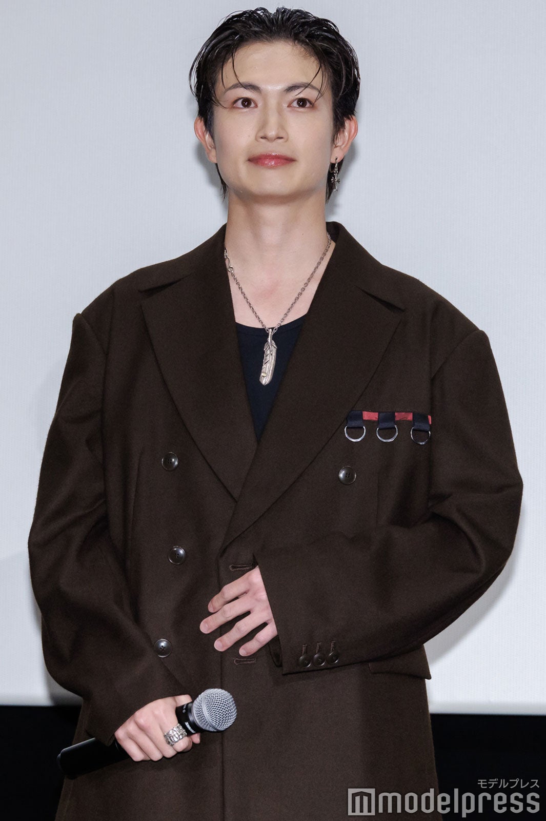 綱啓永（C）モデルプレス