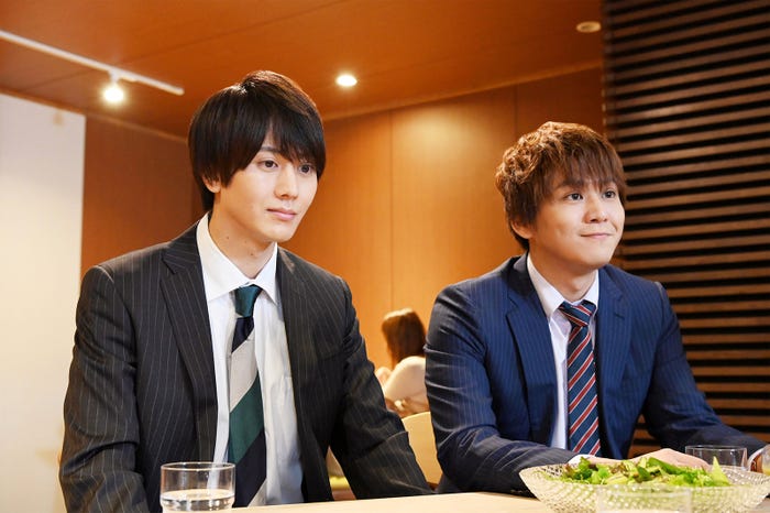 太田基裕、佐野和真/「ランチ合コン探偵~恋とグルメと謎解きと~」第1話より(C)読売テレビ