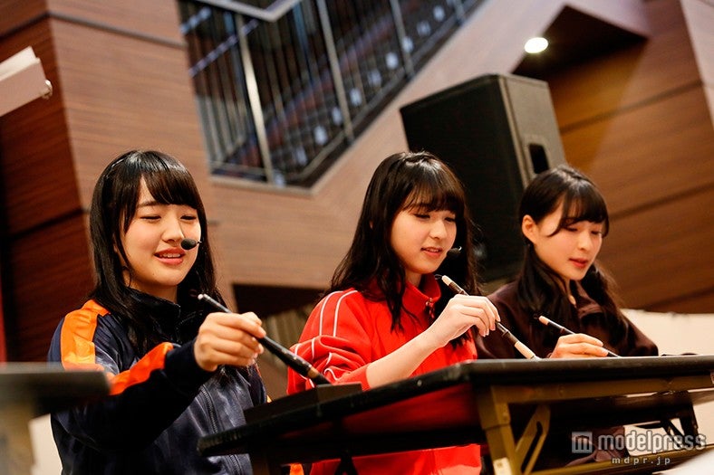 「箱推宮 4生会（はこおしぐう ふぉーじょうや）～1461日分の感謝・楽しまんといかんばい～」の様子（C）AKS